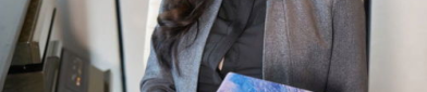 周于希蓝毛衣,时尚与温暖的完美融合